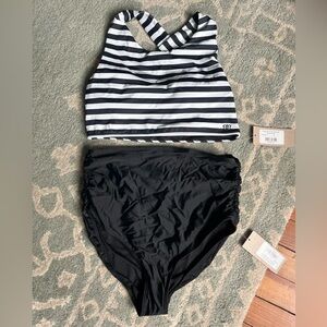 MATTE BLACK RUCHED HIGH-WAISTED BOTTOMS and Hang ten cropped swim top